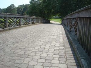 interlocking paver walkway design